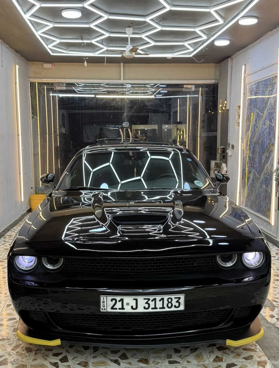 السلام عليكم اخوان
جالنجر Gt Plus سوبر تراك باك للبيع 
 السيارة موديل 2020 فول 1/1  مواصفات ال Plus
كيج 260 / رقم سليمانيه
ماشيه 49 ميل
المواصفات : فول للاخير 1/1 
بصمه
فتحه 
كشنات كنتاره اسود
كشنات تدفئه وتبريد 
كشن السايق كهرباء بالكامل
ستيرن تدفئه 
رادارات 
ويل 20
وهواي مواصفات بعد 
السياره نصبتها كلش حلوه بالحقيقه

حادثها سطحي / صور حادثها ع خاص 
رايدها 215 وبيها مجال للطيبين 
مكانها بغداد 
***********
