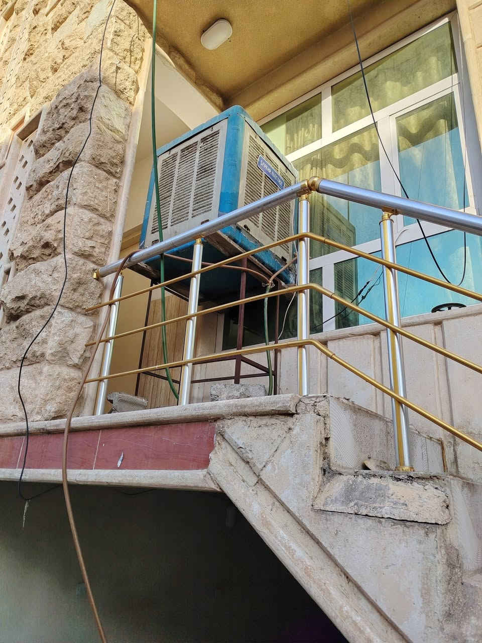 مبردة شغاله سرعه وحده سعره ٥٠قفل زانكو ٩٤ 
وهذا رقمي ***********
