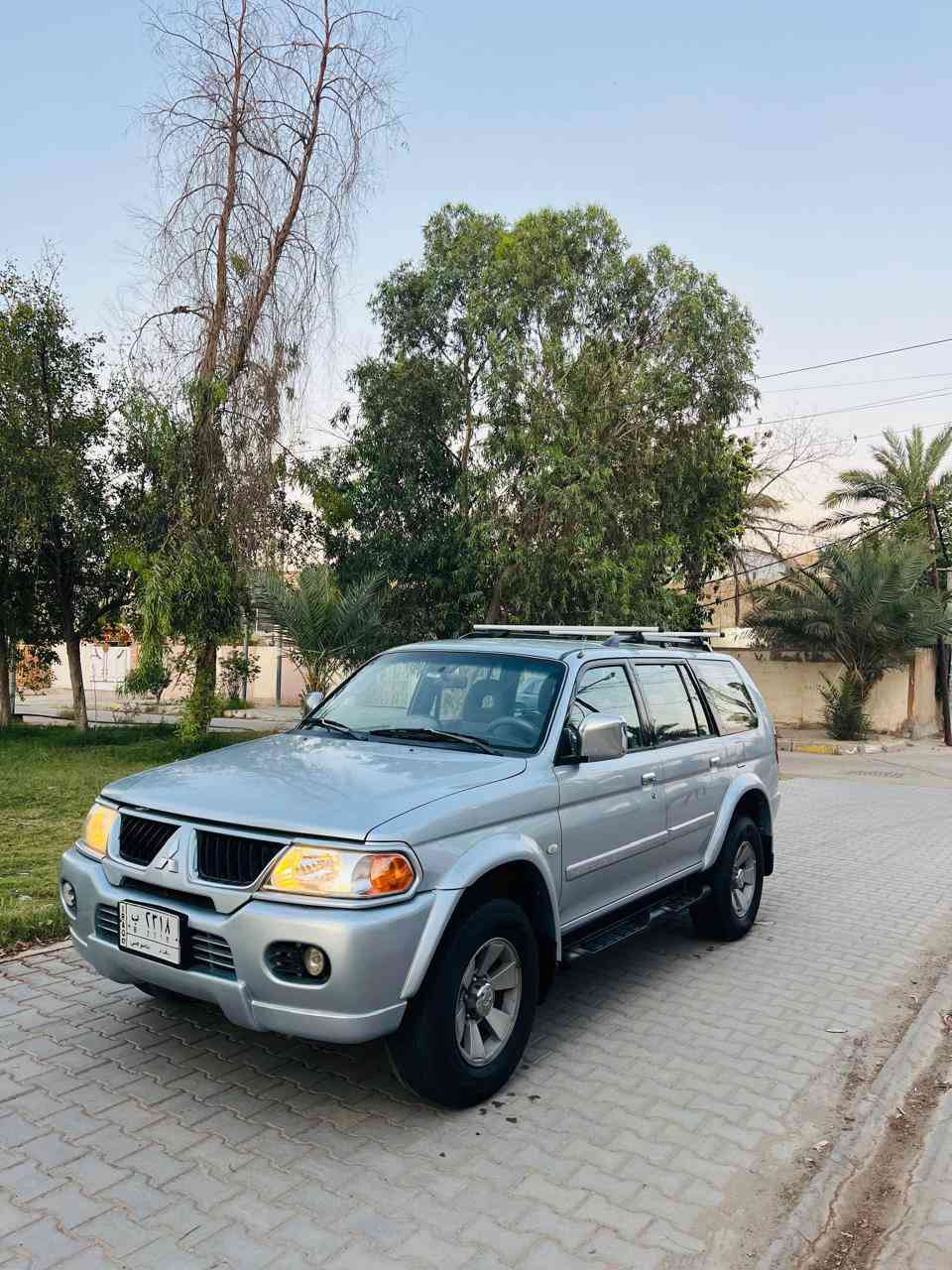 سلام عليكم مسيبوشي نأتيفيا للبيع مديل 2007 سياره جأهزه من كولشي على آخر حبايه مكينه كير جدد حأويه حداديه آماميه خلفيه جديده تخم تاير جديد باتري جديد رقم بغداد مميز تحويل مباشر سياره جديده بمعنى آلكلمه على أيد وحده بيها 3 قطع صبغ لجماليه أثر جراد مكفوله كفاله من ضربه وخياس وفتح  
موصفات 
تبريد ثلج قطعتين 
شاشه 
كأمره خلفيه دواره 
مري شفط + كهرباء
سنتر لوك بلادي
فور ويل دفع ربأعي
مكينه 6 سلندر بلادي
كهربآئيات كلها شغاله عل بلاد ألسعر  (  86 ) وبيها مجال 💲 للشراي مكاني كربلاء ألملحق  للستفسار أكثر خاص أو أتصال ☎️
9667 818 0783 وآتساب موجود 🛜

