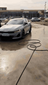 السلام عليكم
كي فايف جيتي لاين موديل 2022 

رقم اربيل 

ماشيه 53 الف ميل   فول مواصفات 🔹 

دخل  جلد. اسود 📍

تحكم ستيرن 

4 انضمه قياده 

كرسي كهرباء 

تشغيل عن بعد 

رادار امامي 

قياده ذاتيه 

دخول ذكي 

شحن لاسلكي
بعد بيها هواي مواصفات 

مكينه ١٦٠٠ تيربو  كير 8 نمر AT

حادثها بوند +جاملغ وجاملغ خلفي عل بارد بدون دواخل

مكاني موصل 

للاستفسار  عن السعر  ☎️.  ***********
متوفر وتسأب على الرقم
