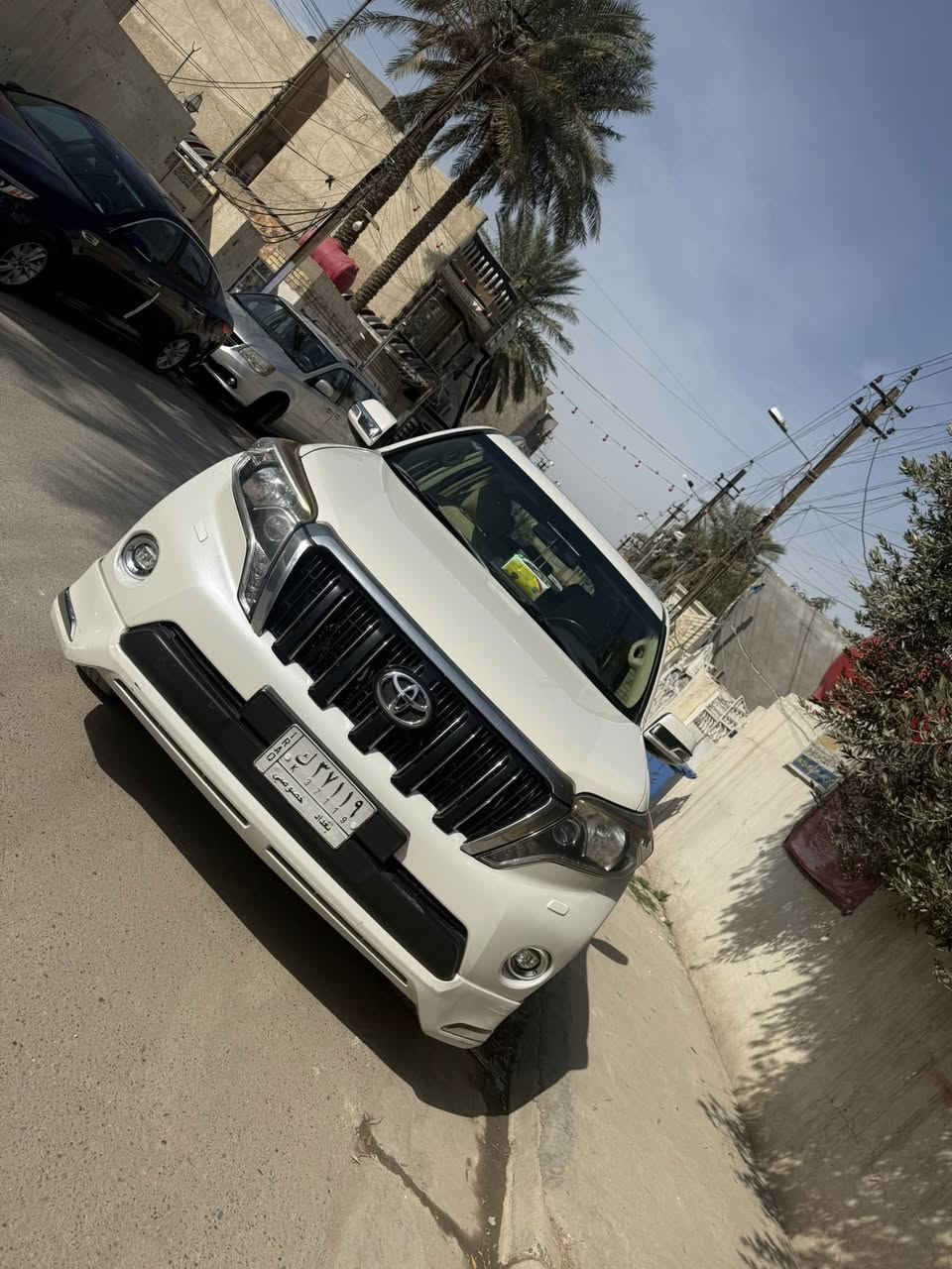 السلام عليكم
للبيع برادو 2016 خليجي فئه TXL V6  سلندر رقم بغداد بسمي تحويل  مباشر مواصفات // 

-برادو TXL

-مكفوله كفاله  

-محرك V6

-دفع رباعي 

-كشنات كهربائية ثنين

-شاشه كبيره 

-تحكم ستيرن جهتين

-لون أبيض صدفي 

-فتح سقف

-تبريد 3قطع 

- 7 راكب

-ويل كب كروم 

-تخم تاير جديد 

-ماشيه 100

-رقم بغداد 

-كير ومكينه واكسل مكفوله من فتح 

-ثلاجه 

-سبير مانازن 

-كامره خلفيه 

-حساس  /خلفي 

-تبريد ثلج ❄️
***********a a
