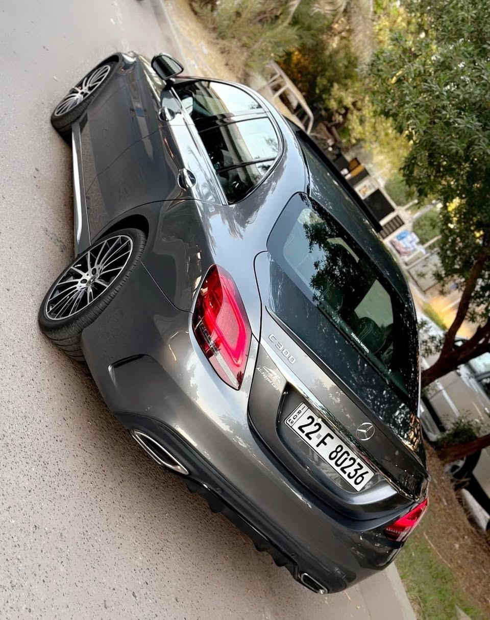 C300 2021 
  ماشية ٦٥ ميل 
صفر مسج
للبيع او مراوس واذا مراوس افضل 
غير متواجد على الفيس بوك اتصال فقط او واتساب 
 
***********
