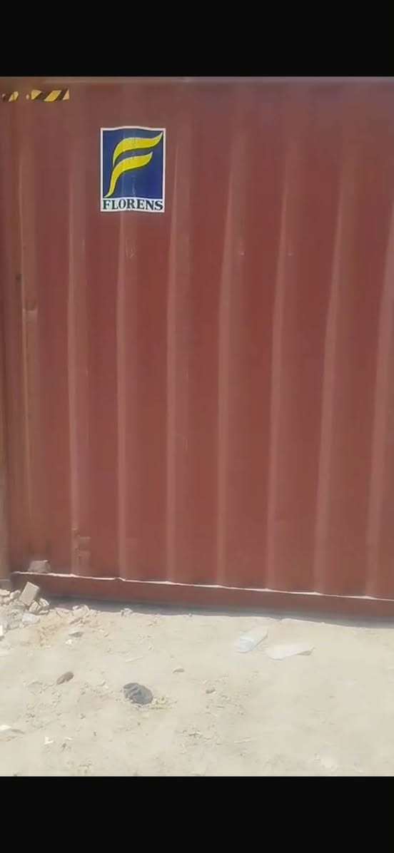 على بركة الله للبيع حاويات طول 12 متر وارتفاع 290 سم (العالية ام الفسفورة) بدرجة نظافة ممتازة المكان الحلة قرب جامعة الحلة ***********
