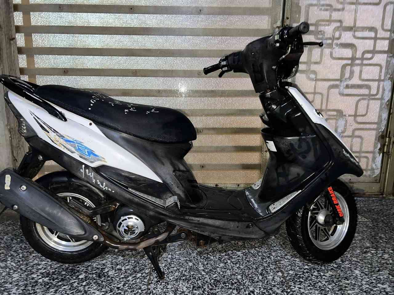 دراجة ماكس عدلة ما مفتوحة مكانها المعقل سعرها 800.                            

 ***********للتواصل
