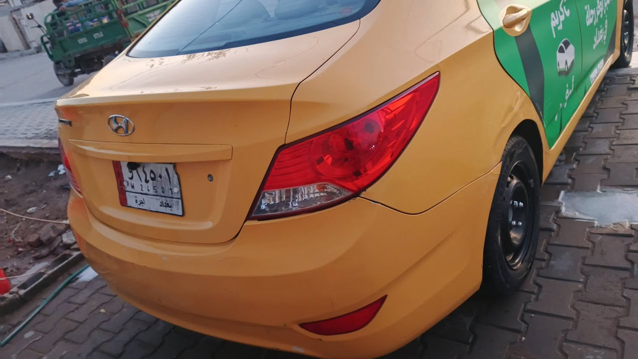 اكسنت أمريكي جيدي اي موديل 14
بيه ضربه يم قبق البانزين 
وبيه طخات بصيطه
بسمي 
غرمات ماعليه 
مكينه كير خير من الله 
مكينه 1600
تبريد خير من الله 
السعر 85 وبيه مجال 
رقم بغداد
***********
