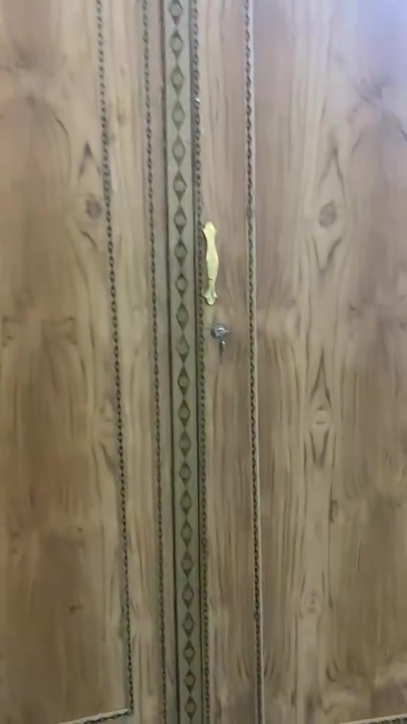 جربايه نفرين تاج وتخت السعر ١٥٠ الكنتور صاج ٥ باب  قفل ب ٣٠٠


**إذا كنت صاحب هذا الإعلان وتريد حذفه لأي سبب، رجاءا أرسل رسالة إلى الدعم الفني**