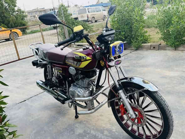 سلام عليكم سيفان موديل ٢٣ محسوبة عل ٢٤ لن شهر ال١٢ مرقم ديالى انكليزي تحويل ثاني يوم محرك ضاغطة وزنجيل ٢٠٠ الدراجة جانت مضمومة ماشية ٤٠٠٠ شاشة تاب مكفولة كفالة عامة سعرهة ١٤٥٠ وبيهة مجال الي ميعجبة السعر اينورنة بكلمة طيبة  مكاني ديالى المقدادية ***********
