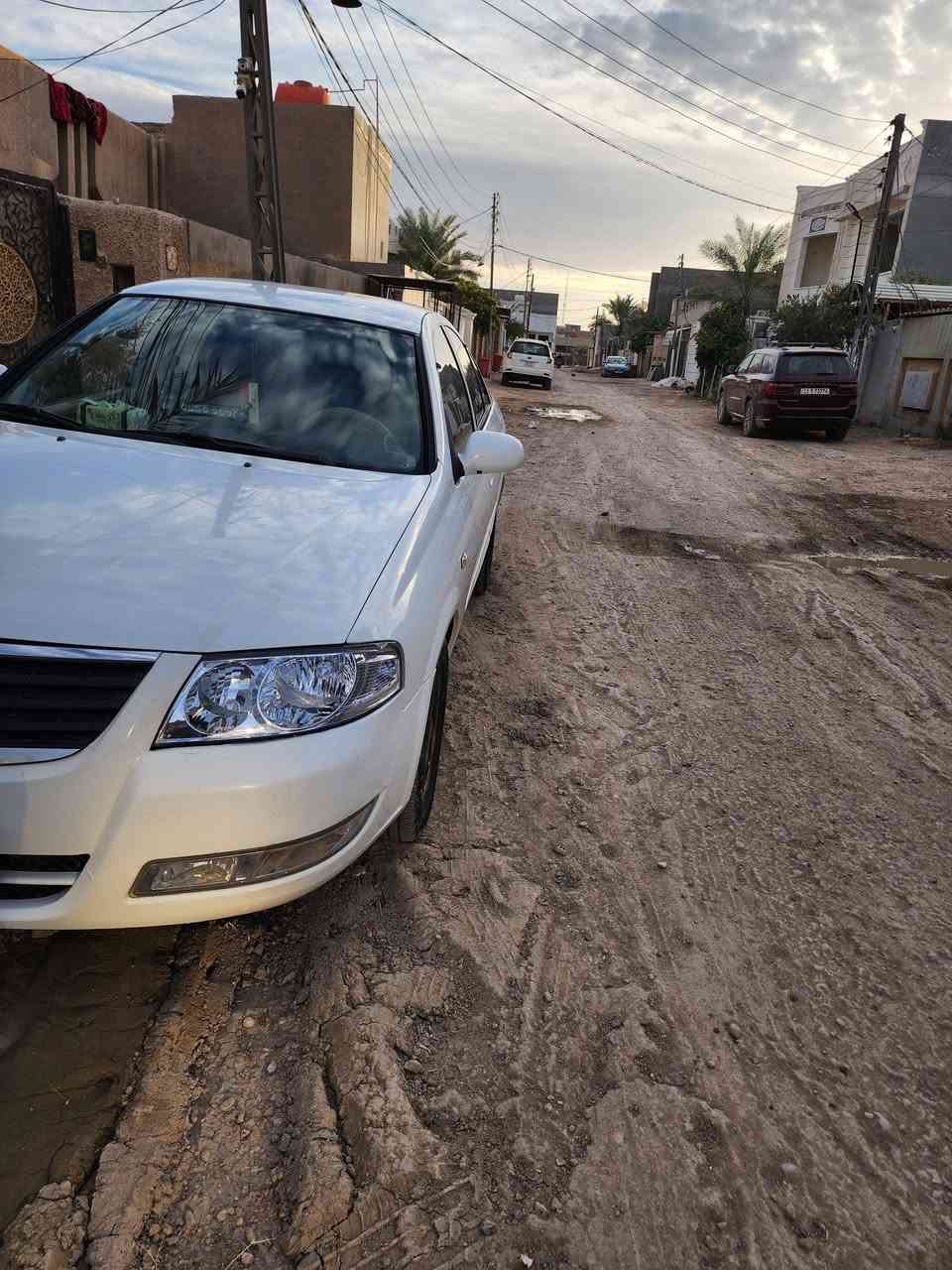 سلام عليكم للبيع نيسان صني ٢٠٠٩
سياره جديده وجاهزه للخير مكفوله  صدر كير محرك تخم تاير جاهزه مكانه بابل سعر ١٠٢ بيه مجال بسيط
***********
