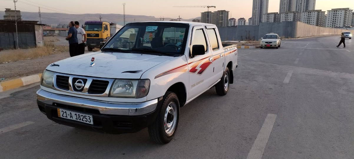 سەرەتا بەناوی خوا نیسان بۆ فرۆشتن مۆدێل 2002 سەنەوی تا 2029 تازەیە تەبریدو پاوەر سەیارەکە کامل بۆیاغ نییە من بەکامل ئەی فرۆشم پێشی هیچی پێوە نییەو کرانەوەیشی نییە چوار تایەی لۆکی لەژێرایە بەشەرتی گێڕو مەکینەو ئەکسل بەشەرتی تەحویلو غرامەو بەناو کردن سەیارەکە ماڵی دۆستە *********** لەسلێیمانیم السليمانية, العراق
