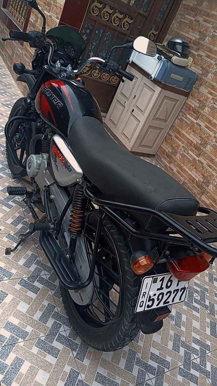 بوكسر مرقم قادسية باسمي السعر مليونين وبيها مجال بسيط للاتصال على الرقم الموجود ***********
