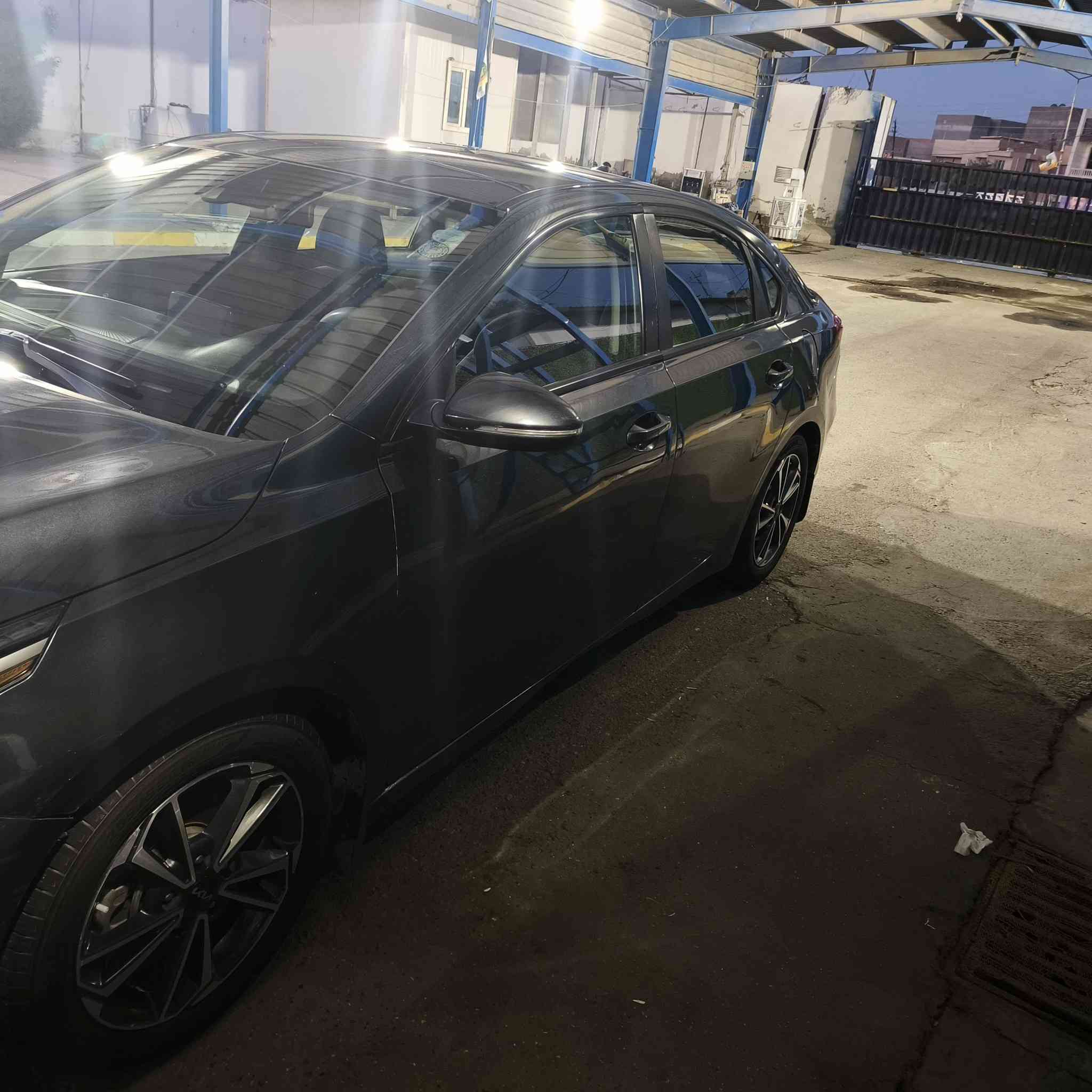 السلام عليكم فورتي موديل 23
وارد أمريكي 
حادثة بالصور 
تحكم ستيرن 
رادار أمامي 
أشاير بالمري 
بيها بعد مواصفات 
رقم أربيل بأسمي تحويل احولك
السعر 155 بيها مجال قليل
مكاني بغداد الغزاليه
***********
