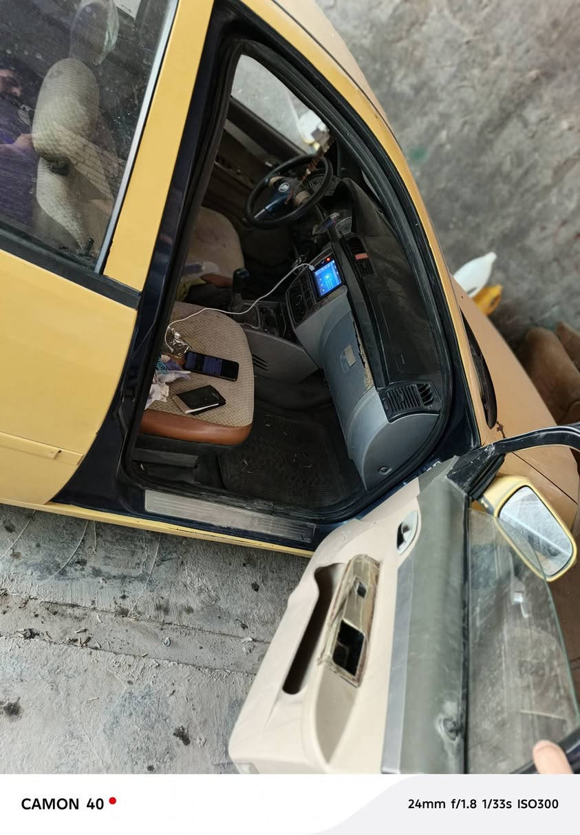 السلام عليكم ليفان موديل 2012سياره بيها كازكيت رقم انبار شرط التحويل السعر 15      مكاني بغداد الشعله  ***********
