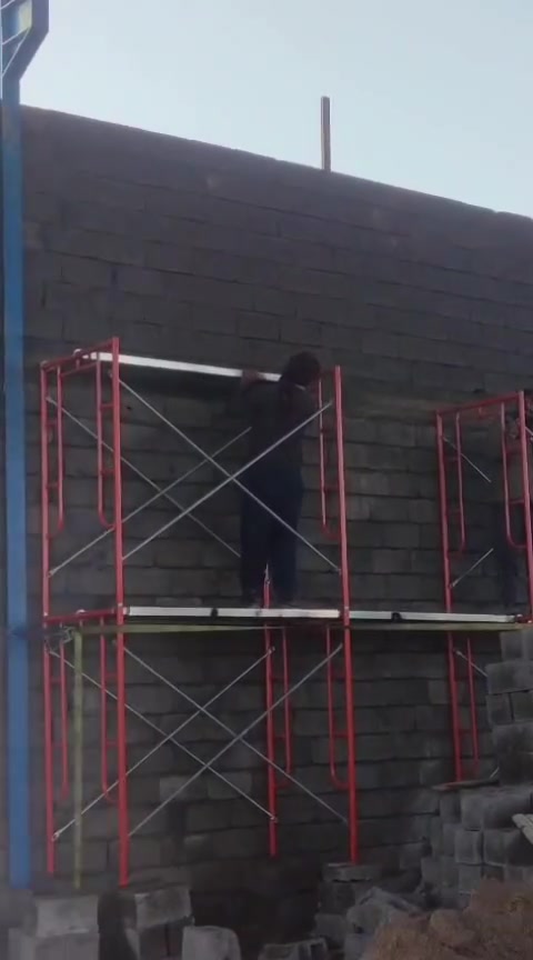 السلام عليكم كادر بناء شغل درجة أولى أسعارها مناسبه انجاز سريع  للاستفسار الاتصال  🏢***********
