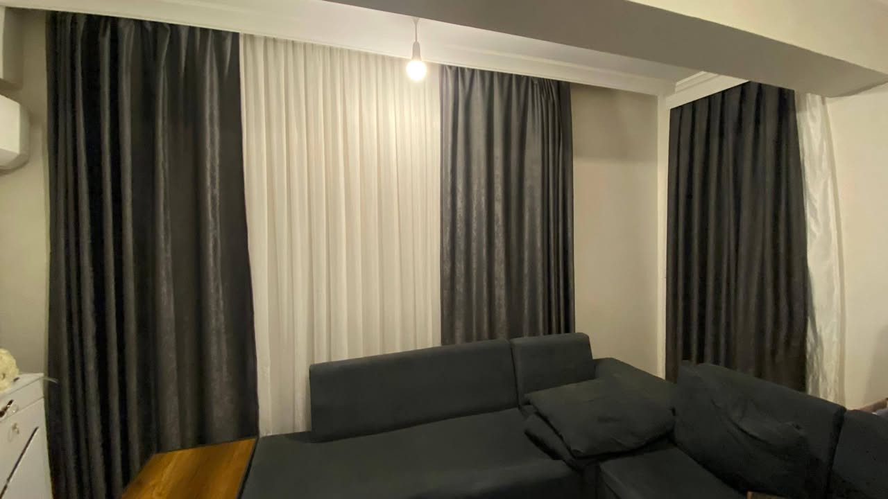 أثاث للبيع غرفه نوم جديده مع الدوشگ + البردات الغرفه والصالة + طاوله التلفزيون مع سستم الصوت بدون التلفزيون + الثلاجه سامسونك + الفرن + يوجد تخم القنفات لكن يحتاجله تعمير


**إذا كنت صاحب هذا الإعلان وتريد حذفه لأي سبب، رجاءا أرسل رسالة إلى الدعم الفني**