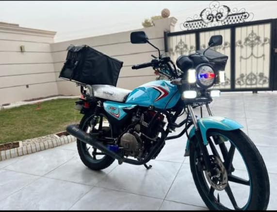 السلام عليكم ورحمة الله دراجه شاينك مرقم  صلاح الدين دراجه كفاله عامه شاصي ومكينه موديل23 الدراجه فقط ستاند وسط وشاشه يرادله مكاني تكريت ***********اتصال 
***********واتس اب
