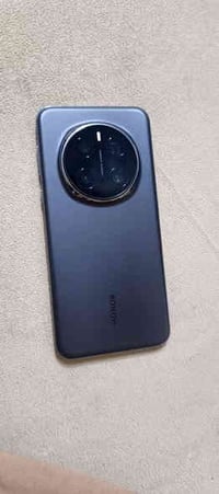 للبيع جهاز   Honor  Magic 7Pro ذاكرته 512 رام 12 جهاز نضيف مستعمل شهر ...