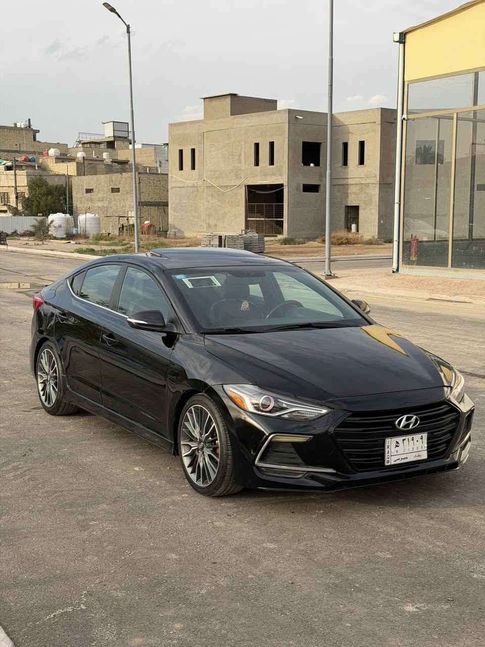 السلام عليكم النترا موديل 2018 سبورت Vip معروضه 117 وبيه مجال بسيط بلخير على ياخذه  رقم بغداد تحويل مباشر مكينه غير مفتوحه كير كذالك غير مفتوح  تبريد ثلج صدر امامي خلفي جديد تخم تاير جديد. سياره جاهزه كل نقص مابيه مواصفات سياره فول 1/1 شنو مواصفات لبالك بيه بصمة تشغيل + تشغيل عن بعد سلايت روف ستيرن رياضي + ستيرن كهرباء تدفى تبريد بلستيرن شفتات ستيرن كيجات.  رياضي كزوز سرعه مبرمجه سياره رادرات اماميه + جوانب حساسات خلفيه كشنات جلد + تدفى تبريد بلكراسي شاشه كبير ام الخرائط اشاير بلمري ويل رياضي   بعد بيه هواي مواصفات  (((( حادث سياره بسيط جاملغ امامي + بنيد صبغ وبلعراق بيه صبغ ربع جاملغ خلفي بدون ايرباك صور حادث مرفوقه ويه المنشور ))))  مكان سياره بغداد الاستفسار *********** خاص مغلق شراي يتصل يالله
