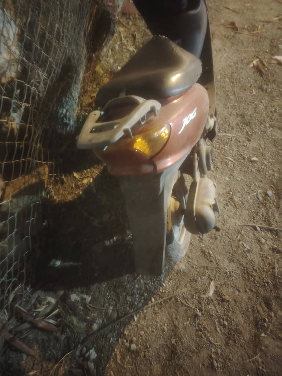 عصفويه للبيع سلفه هندر كله شغال بس شويه كفرات بيهن كسر شراي يتصل ***********
