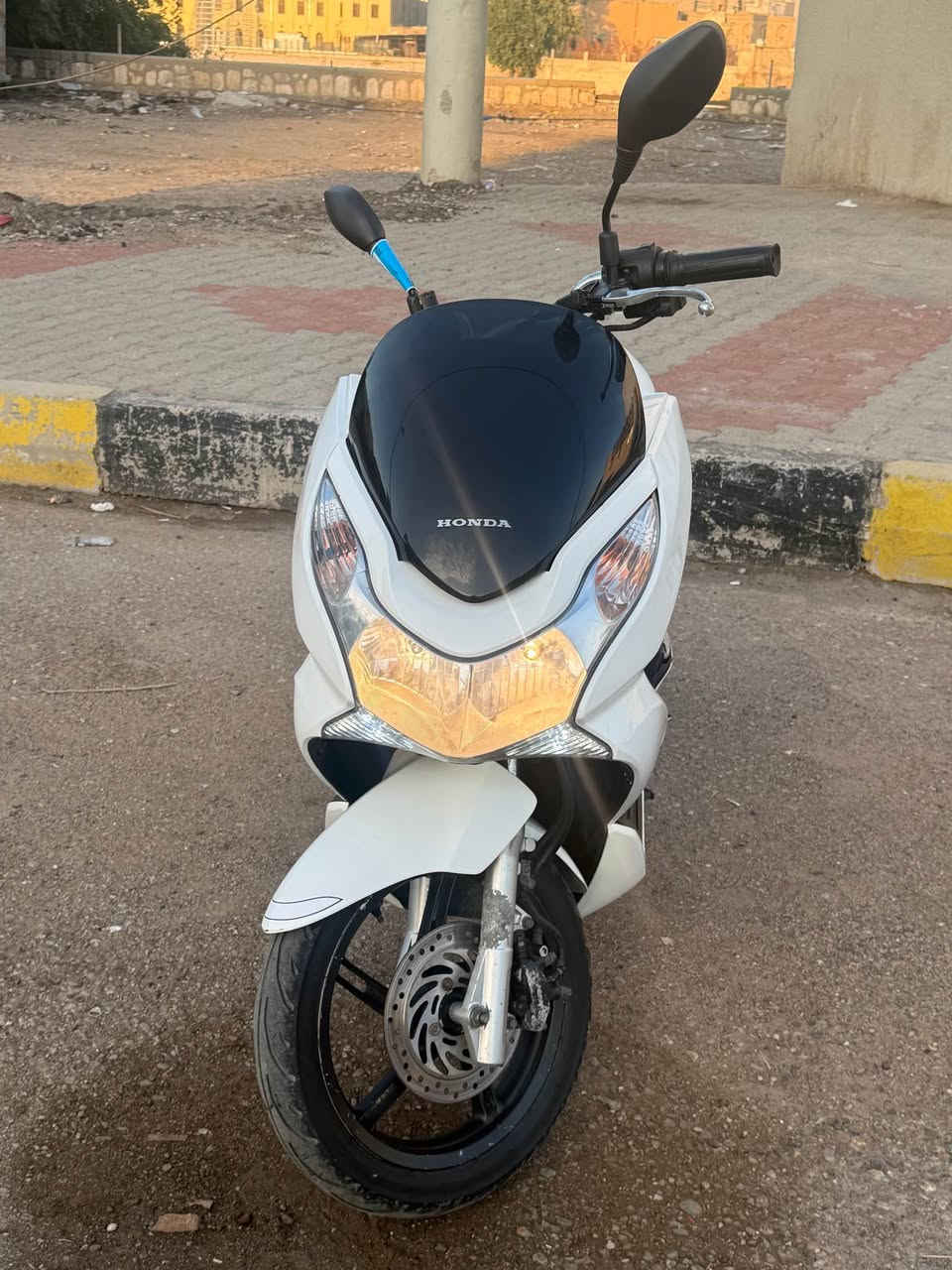 دراجه pcxجيل الاول دراجة مال رمبه مديل ١٦ حجم مكينه 125ياباني الاصلي دراجه جديده مال جناي وعلئ ايدي
 ياباني الاصلي دراجه كامله  ستان كهربائي  تدفئه بل يدات حساس ازدحام حرف Aدراجه جديده الدراجه مكينه لوك شلعه معدل خير من الله دراجه تكول جديده بمعنئ الكلمه واحلا من الصور  مال جناي المكان بغداد دراجة مكفوله اي نقص مابيه السعر(١٣٠٠)مليون٣٠٠
وبيها مجال اي استفسار 
*********** بغداد, العراق
