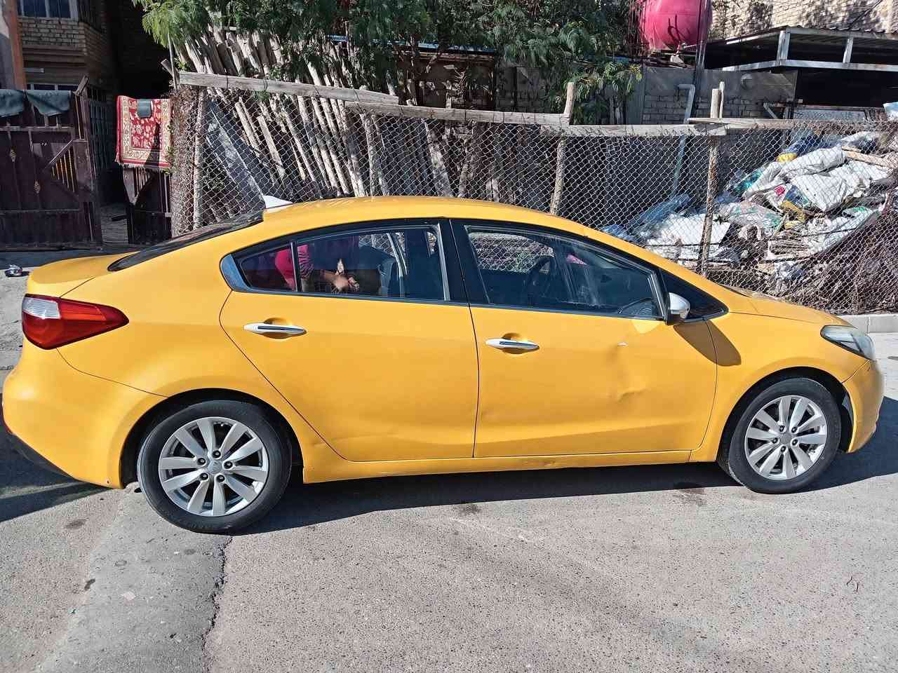 🚘 للبيع كيا سيراتو 2015 – نظيفة وتستاهل
▪️ مكينة 1600
▪️ قير أوتوماتيك AT
▪️ وارد كوري
▪️ داخلة كلين بالعراق
🔧 الحالة:
✔️ الشاصي مكفول 100%
✔️ اللغود والتكم بدون قص أو لحيك
✔️ لا دواخل نهائياً
✔️ فقط تبديل جاملغات أمامية + قبق جنطة
✔️ السيارة جاهزة للفحص بأي مكان
✨ المواصفات:
       بصمة
✔️ 3 أنظمة قيادة
✔️ تدفئة بالكشنات (جميع الكشنات)
✔️ تبريد قطعتين
✔️ ناعمة بالاستخدام ومقتصدة بالبنزين
💰 السعر: ٩٩ قابل للتفاوض للجاد
📍 المكان: بغداد / كفاءات العبيدي 
📞 +964 778 334 5956


**إذا كنت صاحب هذا الإعلان وتريد حذفه لأي سبب، رجاءا أرسل رسالة إلى الدعم الفني**