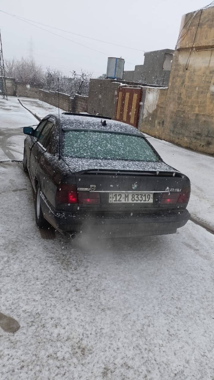 سيار للبيع 520 موديل 1991اصل فصل 20
محرك كبس عدل اربع جمات كهرب  مكين وكير شرط 

اكسل شرط بدون ضرار صبغ جمالي دعميات ايم كشنات جلد ويل صقر وتوير جديده طخم كولو جديد من وره لي كدام سيار عجينه  تبريد شغال ثلج واحل من الصور مكان سيار جنوب الموصل حمام علي السعر خابر ودلل غير متوجد عل فيس ***********
