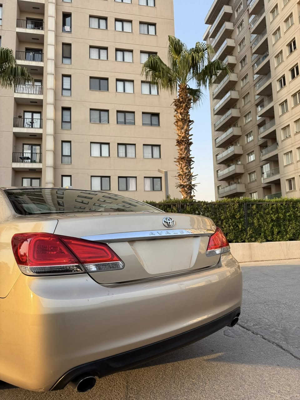 Avalon 2012 
Tb:دوبەی ساغ ساغ ساغ (ادوات)
126هزار رۆشتوە-
مواسەفات(سلایت-کوشن:-جلد+هیتەر+کارەبای/ئاوێنە 
هیتەر/تحدید سرعە/سوکان ڤۆلیۆم/هتد…
***********نرخ:(96) مجال
بۆزانیاری زیاتر پەیوەندی بکە 
***********
