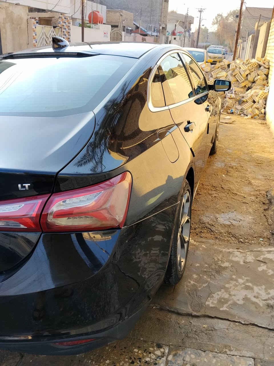 سلام عليكم ماليبو للبيع موديل 20 مواصفات LT  رقم بغداد باسمي بيها 3قطع صبغ رايدها  ب110 وبيها مجال  ***********  واتساب مكاني بغداد
