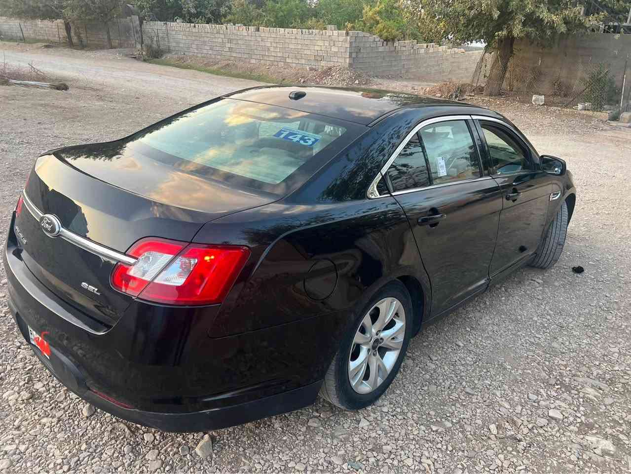 بە ناوی خوای گەورە 
فۆرد تەورەس ٢٠١١ بۆ فرۆشتن ژمارەی هەولێرە بەناو کردن بەشەرت سەنەوی تا ٢٠٢٨ تازەیە
٢ دەرگای بۆیاخی هەیە بە بێ ناوگرتن بێ تەقەو ڕەقەیە 
مواسەفات sel ناو زەردە ٢٠٣٠٠٠ ڕۆیشتووە 
ماڵی دۆستە گۆڕینەوە ناکەم لەگەڵ ڕێزما
داوای ٩٢ وەرەقەی لێ ئەکەم و کەمێک مەجال
مشتەریت تەلەفۆن بکە لە سلێمانیم ژمارە ئاسیاکە ڤایبەر و وەتسئاپی لەسەرە

***********
*********** السليمانية, العراق
