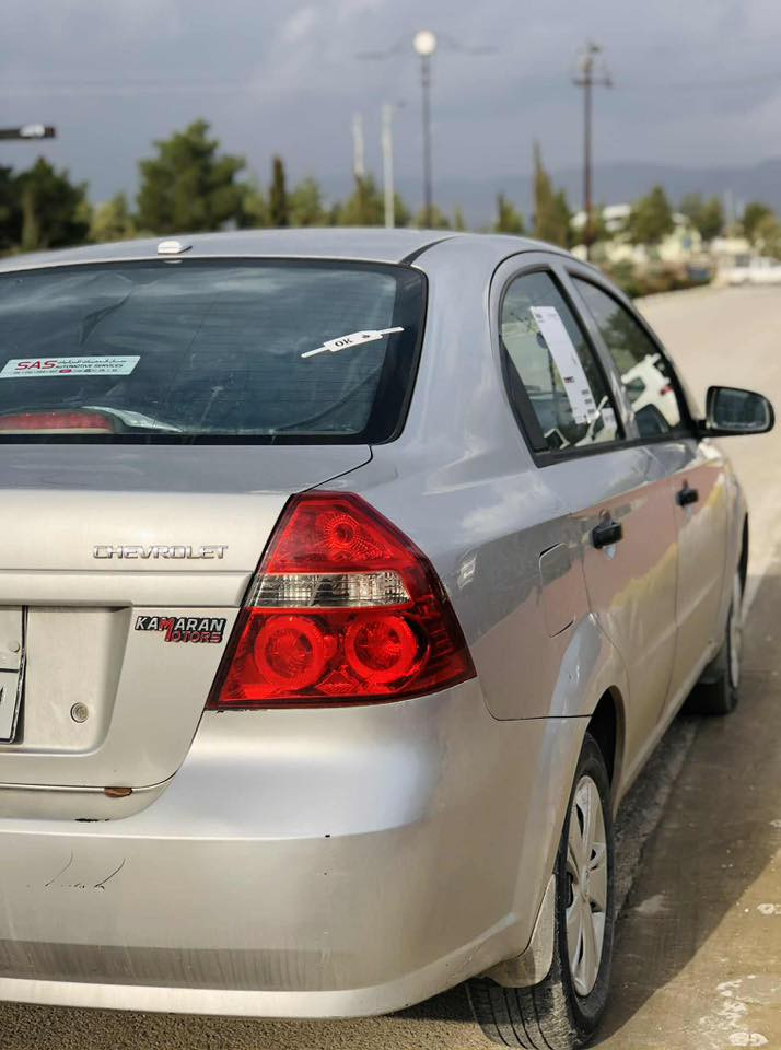 ئه ڤيؤ سلاڤه ر 2009 گيرو مه كينه و هـه مووگياني به شه رت ٢پارچه و نيوي بؤياخه له سه ر ساغي  چوار تاي تازه يه  ي له ژيرايه ته بريدي سارديو گه رمي به شه رت 

 سعري ٦١ گه لا
0770 915 5058
