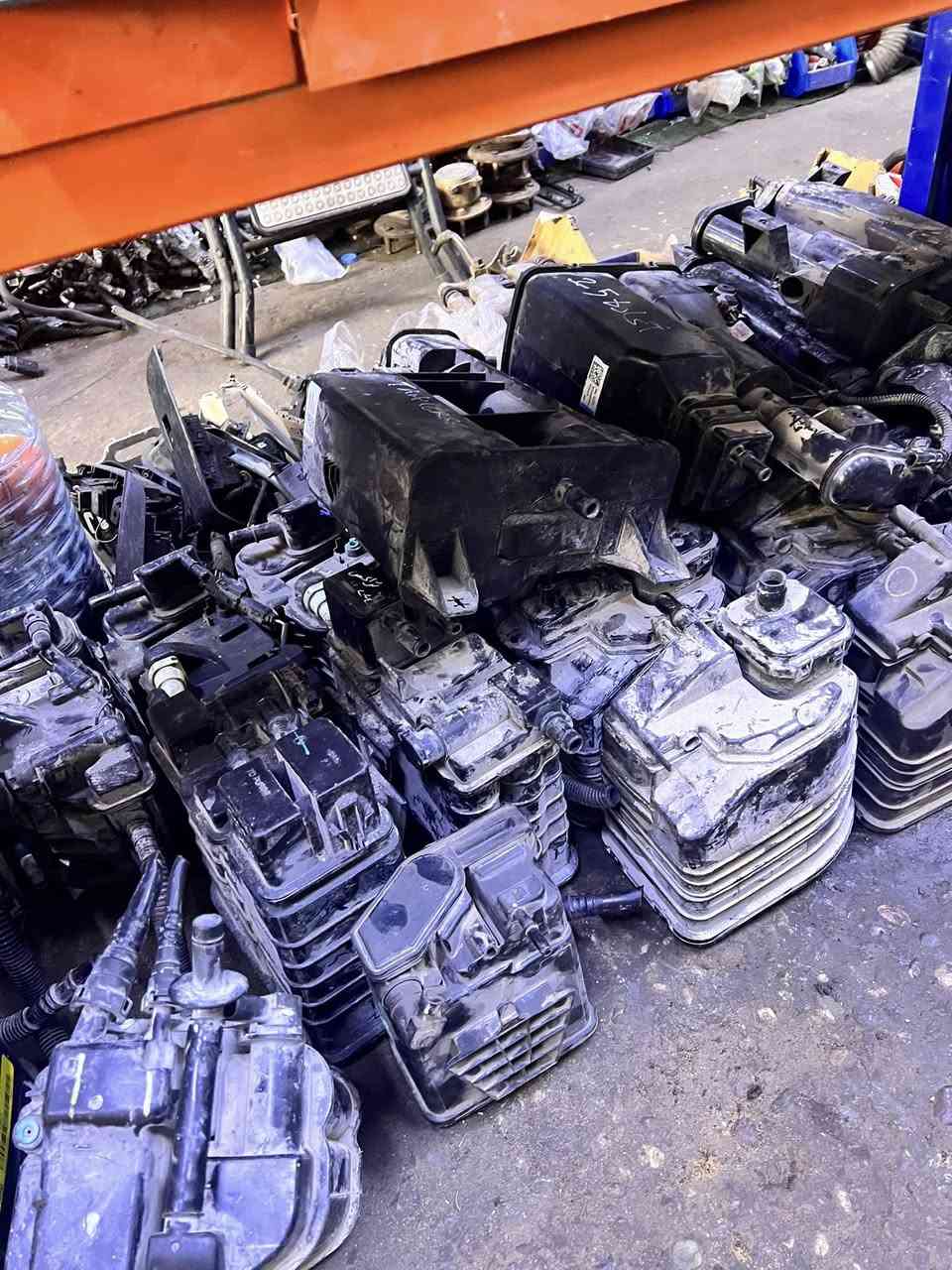 حاويه جديد
كاراباي
جوملا موفراد ماوجو
***********
