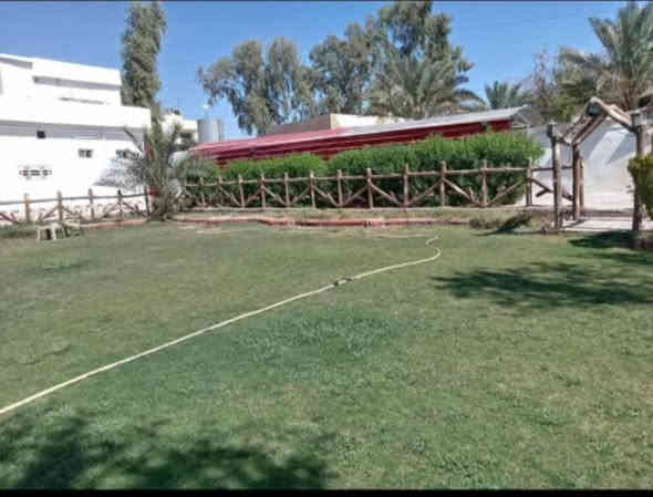 السلام عليكم بيت للبيع المساحه 1000 متر+ 3 غرف +ربعه+مطبخ+صحيات خارجيه+صاله+سيراميك+سقوف +بير بيت جاهز سعر 68 وبي مجال مليون المكان العلم حسين الجريش الاستفسار ***********//***********
