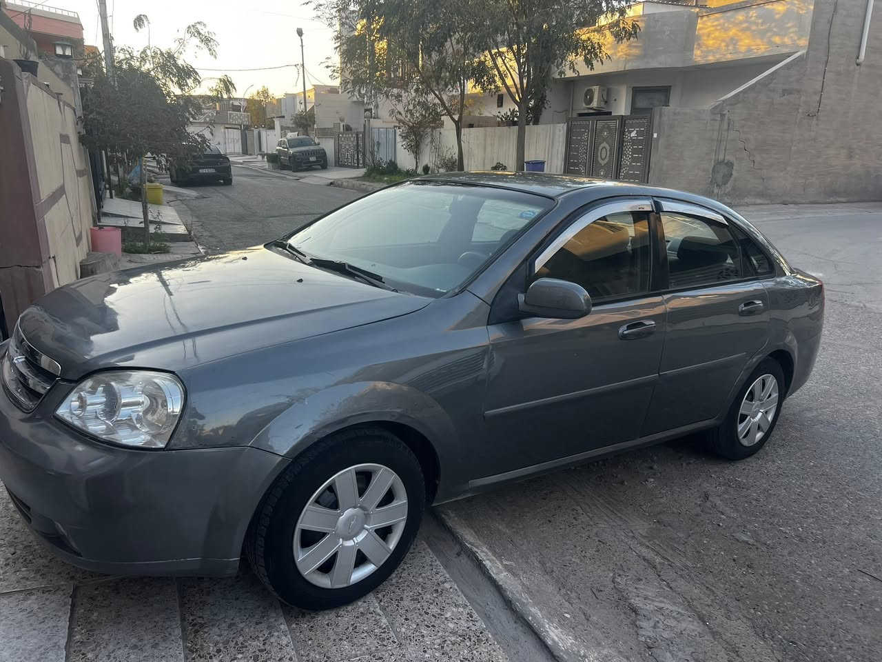 السلام عليكم
اوبترا 2009 للبيع 
كير محرك تبريد تدفئة طخم امامي خلفي كلها شرط
سنوية ورقم جديد
بيها 4 قطع ونص صبغ بدون دواخل 
مكانها كركوك 
السعر 67 وبيها مجال بسيط 
***********
