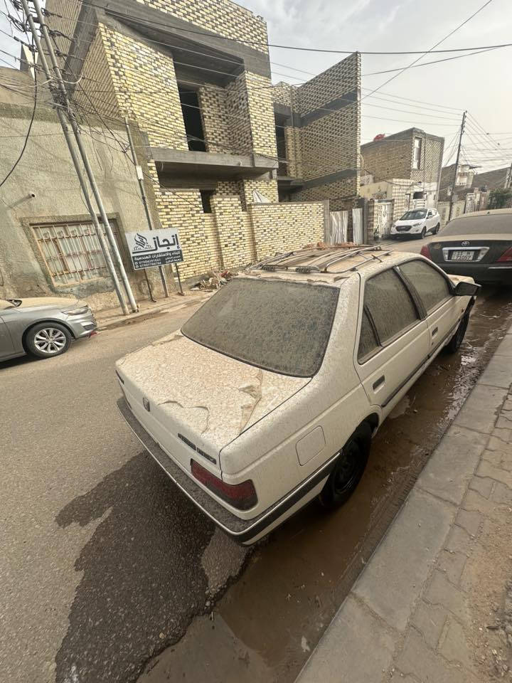 بيجو 405 GLX 2009 كفاله عامه 
داخل جوزي مميز
كشنات شركه بيه حوزيات 
ادمه كامله فيتبم بريشر وعنبار وغيرها
سياره جديده
سوبايا تفصال
تبريد ثلج
كير مكينه حداديه كله كفاله
سعر 47 وبيه مجال قليل 
رقم ***********
