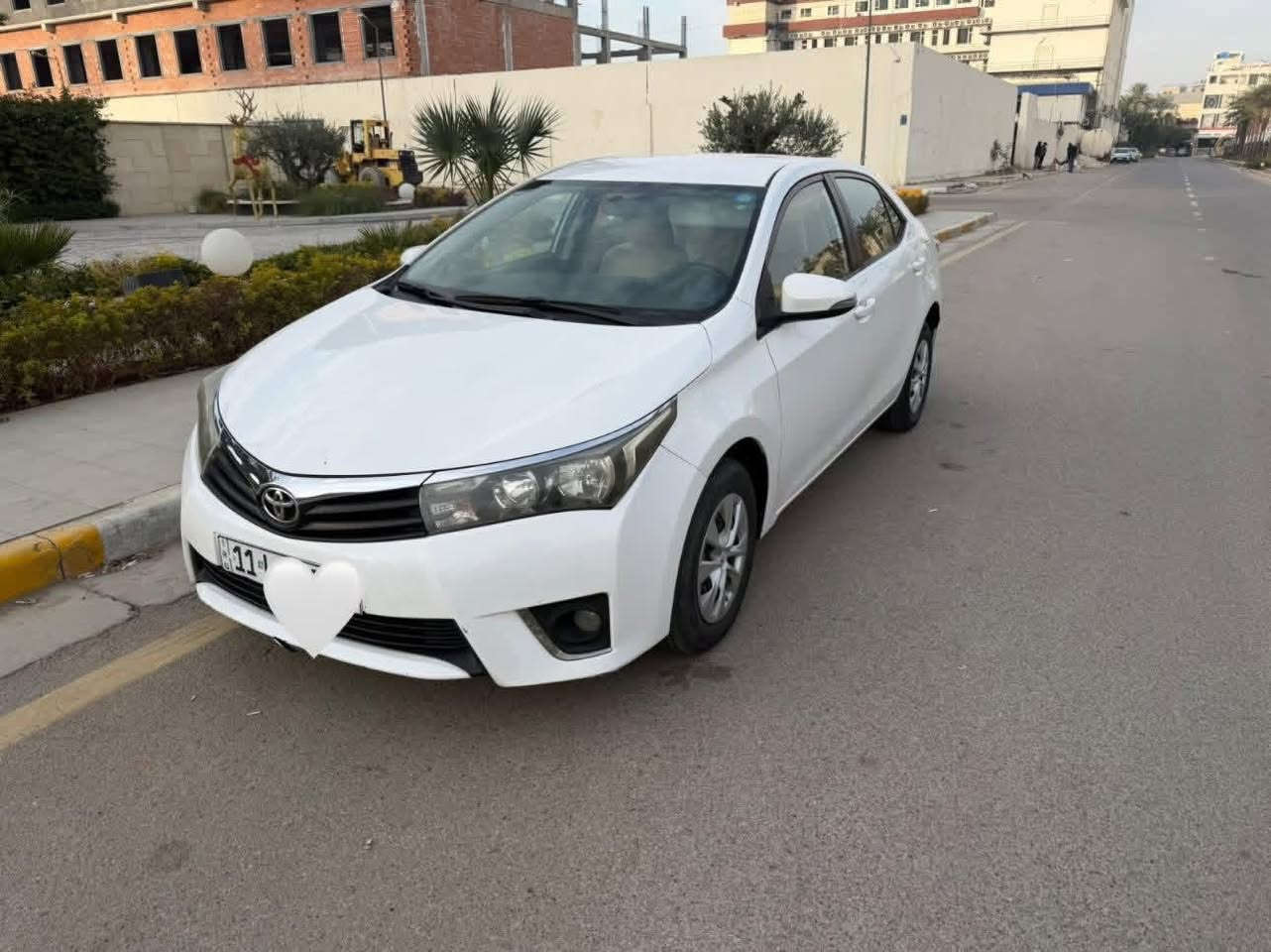 كورلا 2015 خليجي شركة عامة
ماشية122 الف كيلو 
سياره كلش نضيفة 
جاهزه من كل النواحي مابيها نقص كلشي 
شاشة
كامره 
تحكم ستيرن 
مكينة 1600
بروحكترات 
لايت زنون  

***********
مكان السياره السيدية
