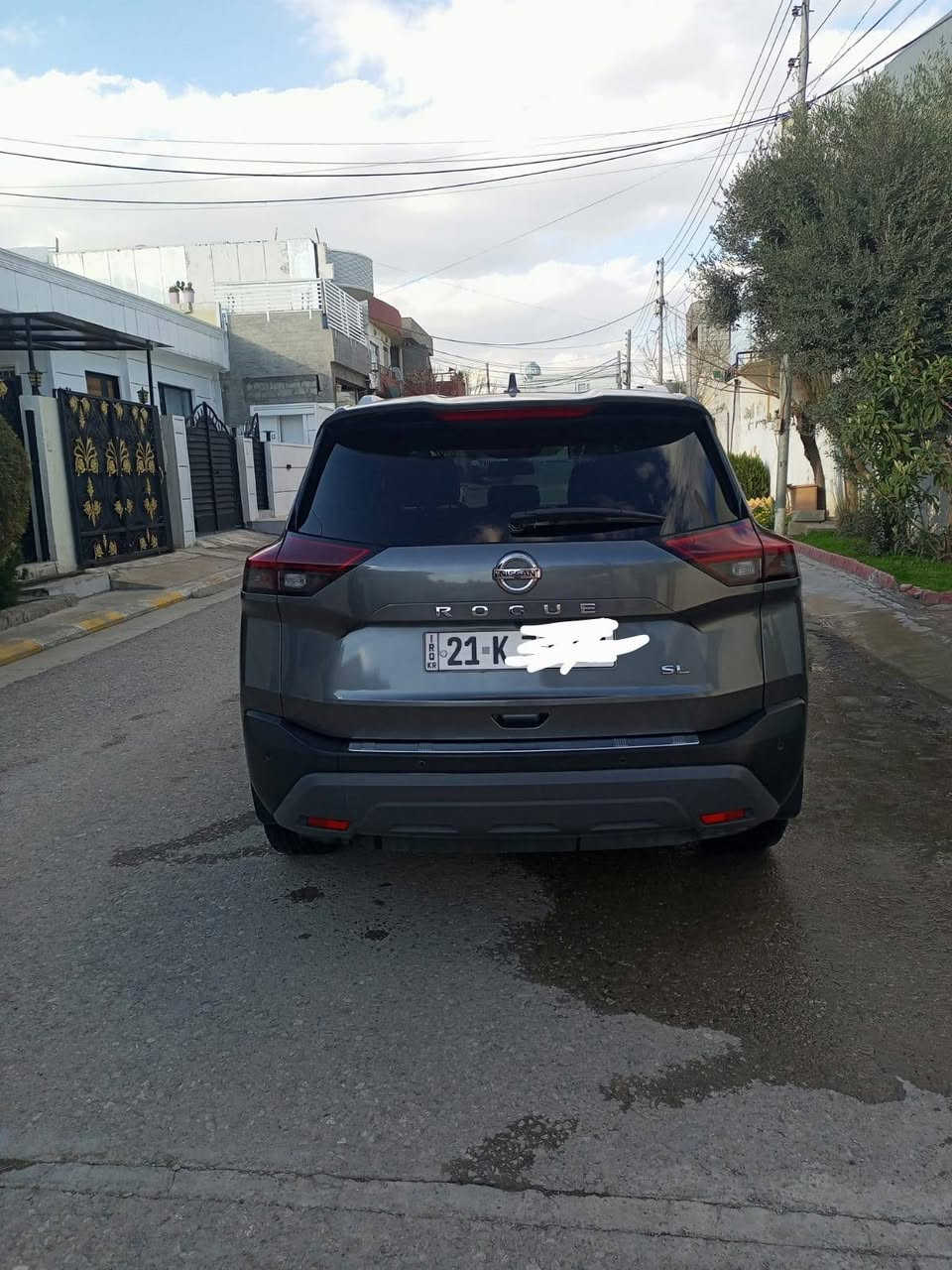 سلام عليكم
نيسان روج 2021 .SL فول مواصفات 1/1
4سلندر بدون ايرباك حادث موضح بصوره 
ماشيه 55 الف كيلو 
رقم سليمانيه سياره مكفوله من كلشي فول نظافه 
سعر 215 نهايتها 
***********
