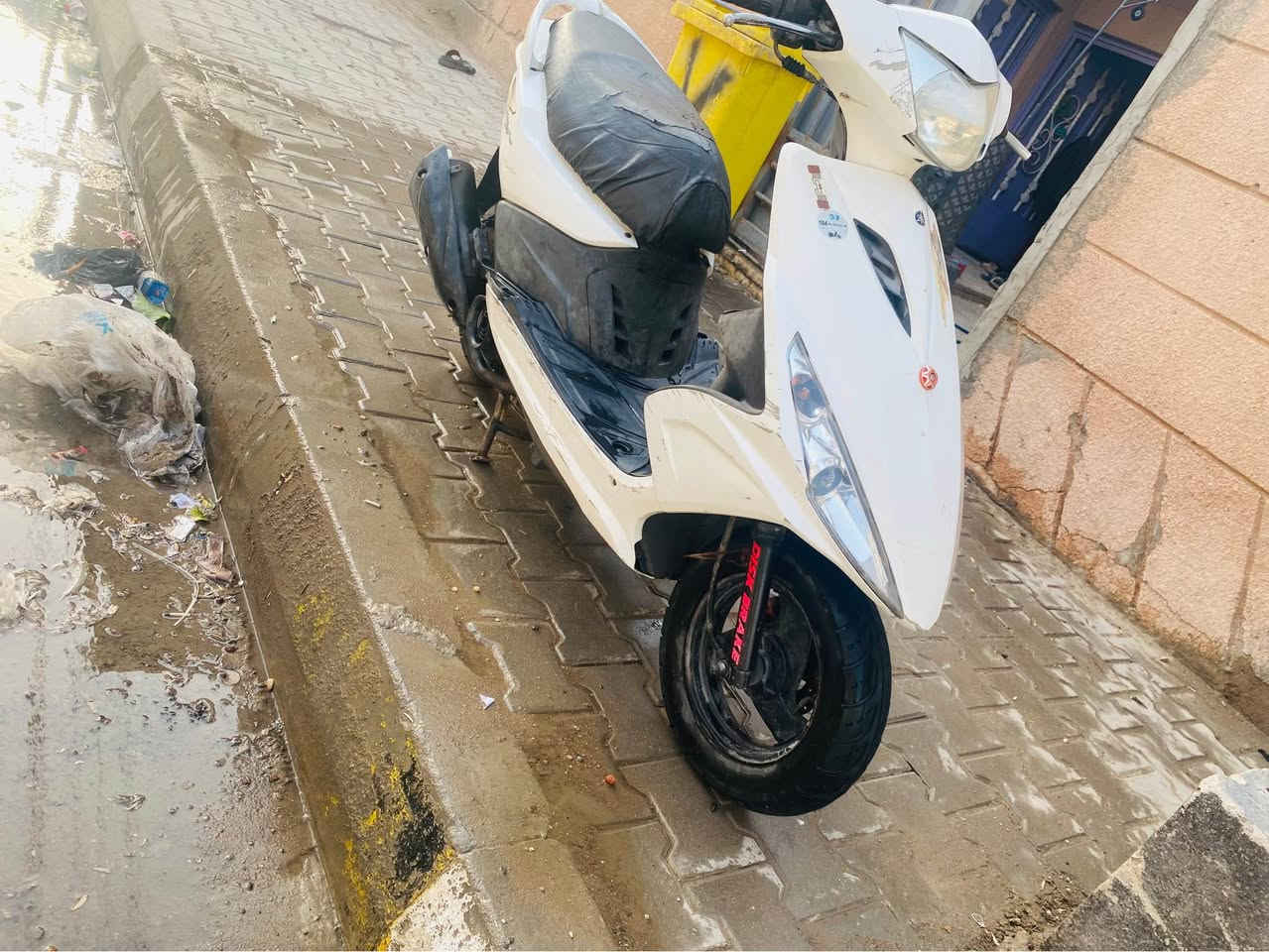 حبي دراجة نضيفت مابيه أي نقص كلشي شقال بيع سلف هندر كهبائيات شغاله كله 

عنوان الحيانيه تأميم 
رقم *********** البصرة, العراق
