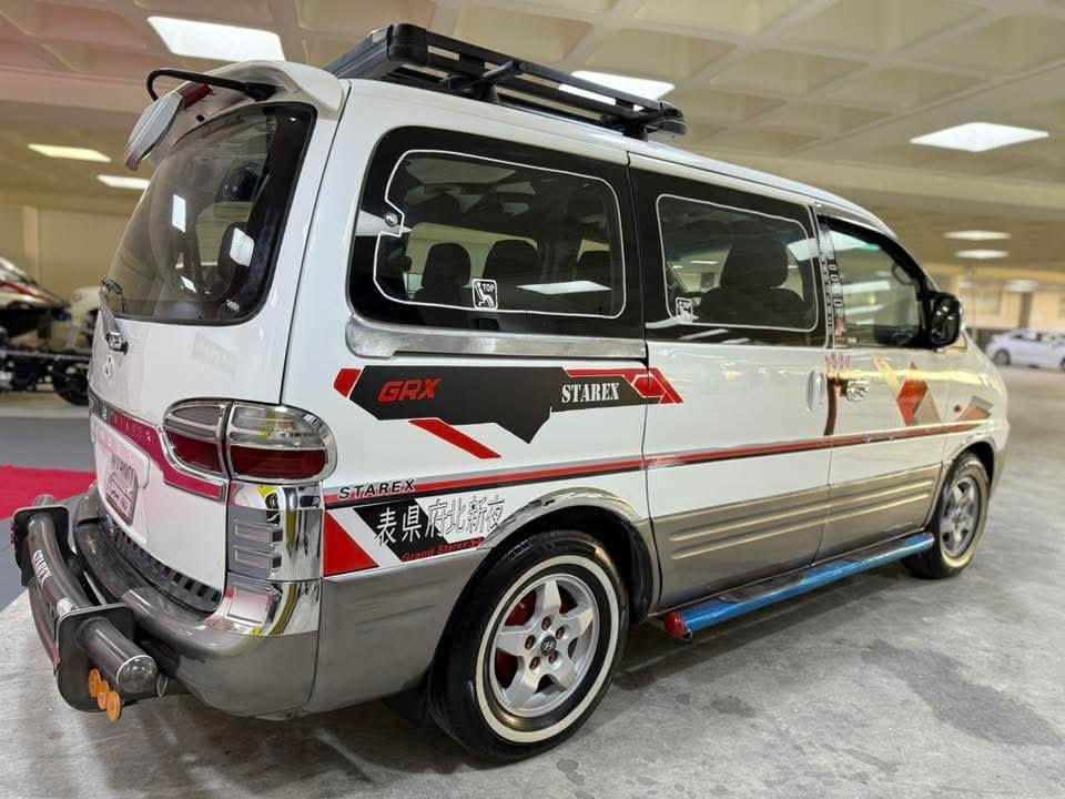 السلام عليكم اخوان استاركس موديل ٢٠٠٠ كفاله عامه تدفه تبريد شغال حداديه جديده دوشمه جديده شرط شركة خصوصي مصبوغه قرار مرور سنويه لل ٢٨ مكاني بابل ***********
