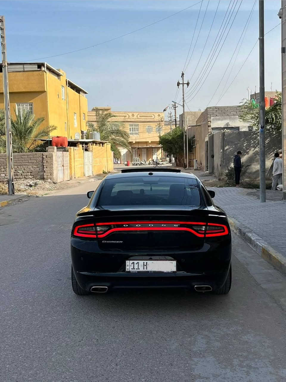 *سلام وعليكم من رخصت الأدمن*  تقرير السياره بل منشور 
للبيع دوج جارجر ( SXT / PLSبلص)موديل (20 أصل) ستوك وراد كندي فول مواصفات فتحه سقف لون أسود لامع رقم بغداد دولي مشروع وطني بأسمي تحويل مباشر بأسم المشتري بدون أيرباك سيارة ضررها سطحي بدون دواخل وأيرباك جاملغ  امامي وبنيد اصلي مبدل ولباقي كفاله عامه .جاهزة ع أخير حباية
*المواصفات*
1/محرك 3600/V6 مكفول تو ويل 
2/كير طيارة 8 نمر كفاله
3/فتحه سقف 
4/كامرة خلفية دوراة
5/كشنات تحكم جلد تدفئة تبريد
6/فانات خليجي دبل مروحه
7/تدفئة تبريد كله شغال
8/شاشة كبيرة تحكم ستيراً
9/ويل ويلد مع تخم تاير وحساسات
10/منضومه زنون كاملة
11/حدادة وأدامة كاملة ع سيارة وماء زيتي
سيارة فول ومعروفه مواصفاته مال بيت كلش جديدة وجاهزة ان شالله بيع فقط بدون مراوس عنواني البصرة رقمي (***********)
السعر (212)جوة سوك وبيه مجال للشراي وبالخدمة ان شالله علماً ان صور بتاريخ اليوم . مكان سياره  بصره
