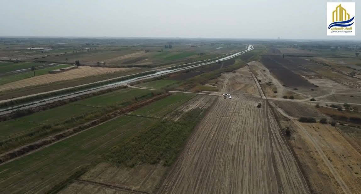 سلام عليكم
دومنين البيع في الفلوجه السجر الدوايه. 
خلف ال 10 مزارع الجديده وجه الدونم 100 ونزاله 25 
شارع 5. كامل الخدمات. 
تبعد عن التبليط وجدول علي سليمان 80 متر. 
جنس العقار طابو زراعي سند 25 تحويل ثاني يوم 

ايضاً توجد نص دونم مسيج هوا وبابه ويوجد دونم كامل مسيج هوا وبابه. 
الشوارع على 8 متر***********
***********
