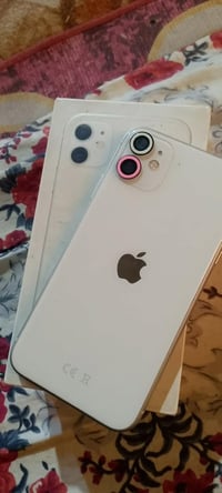 آيفون ١١ • ١٢٨ • بطارية مبدلة