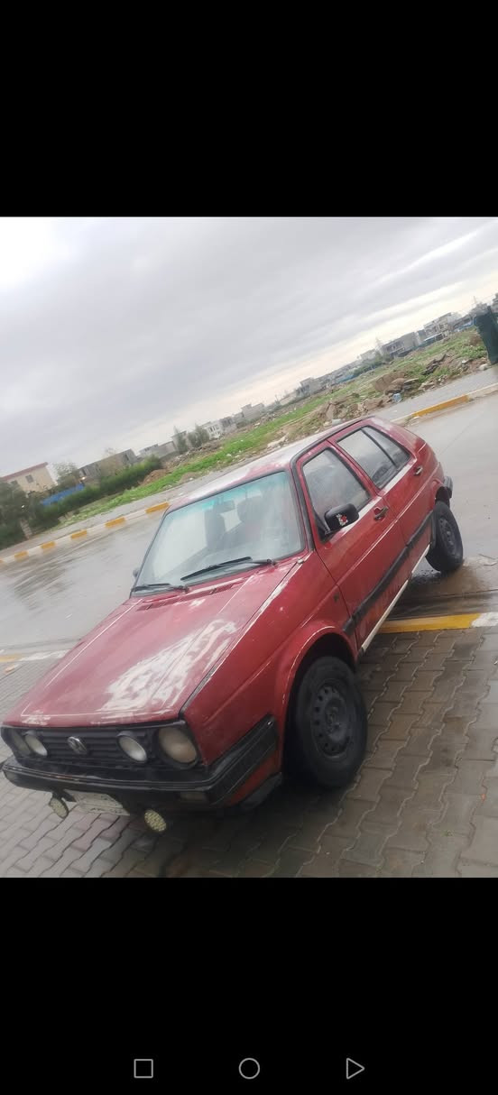 كولف 91 محرك وگير جيتا 5 كير
محرك خيط بخار 
محرك 0.8
 بطاقة بنزين موجوده
تخم تاير كهربائيات شغاله رقم كركوك شرط التحويل
السعر 18 وبيها مجال  للاستفسار ***********
