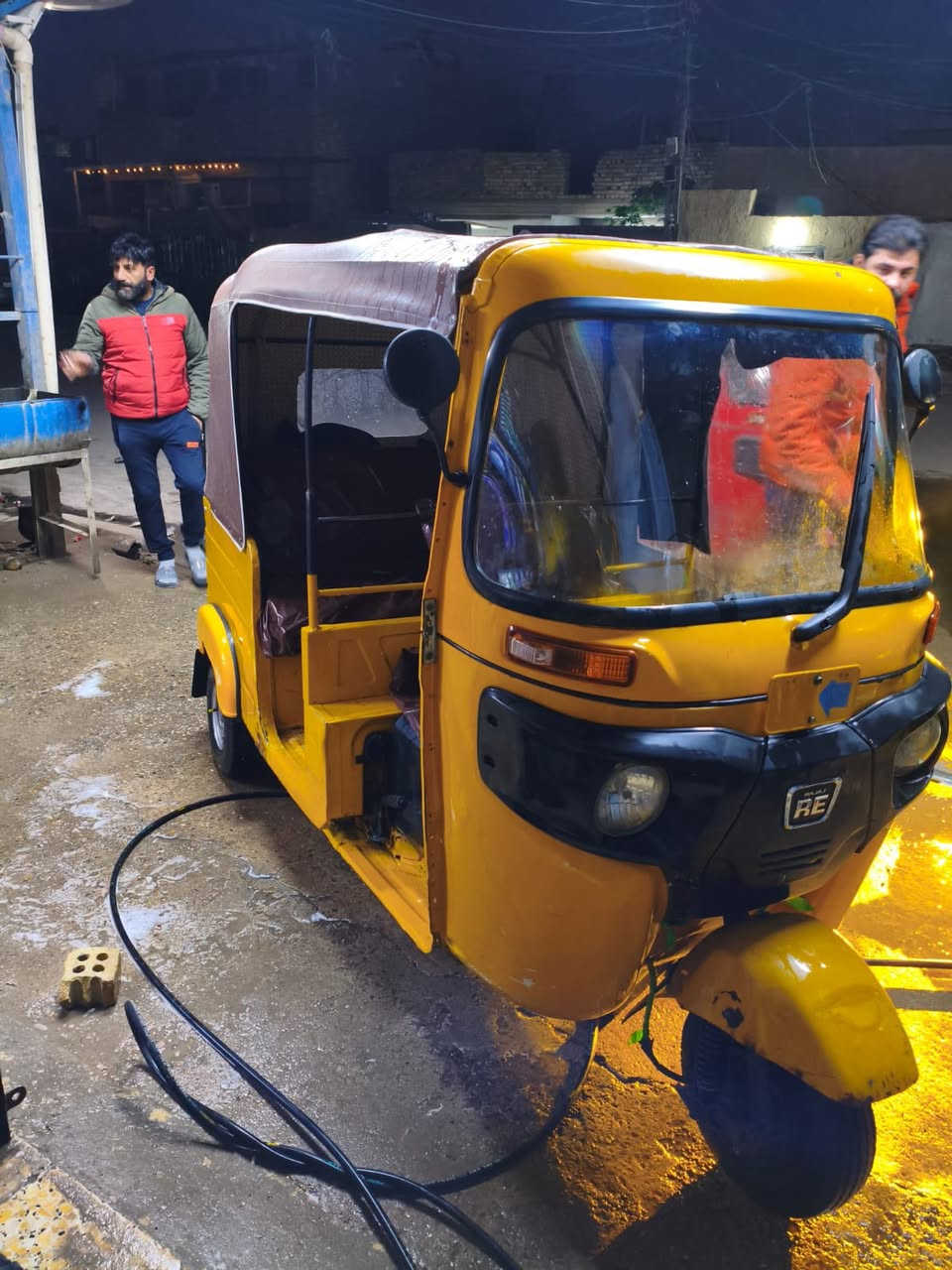 سلام عليكم تكتك مديل 19شهر 11تكتك خير من الله بسمي رقم وسنويه إنكليزي بكاني بلديات السعر 6100مليون رقم الهاتف ٠٧٧٢ ٧٣٥ ٦٥٣٥
