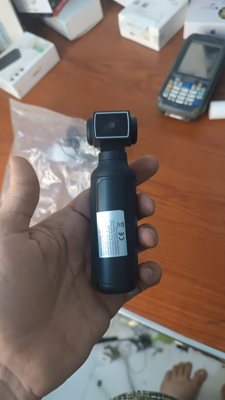 عندي هاي بدون كارتون فقط مايك وشاحن ب25


**إذا كنت صاحب هذا الإعلان وتريد حذفه لأي سبب، رجاءا أرسل رسالة إلى الدعم الفني**