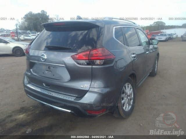 نيسان روج ٢٠١٩ SV (أربيل)بدون صبغ  ،حادث داخل العراق تبديل بابين جهة عكس سايق  ،سعر١٧٣    اتصل ***********
