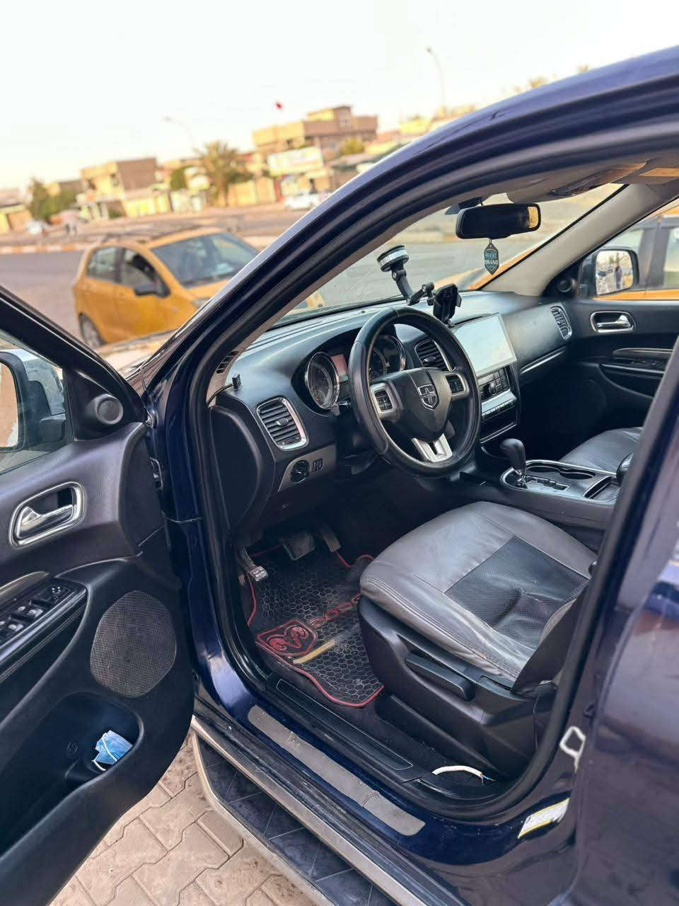 اسلام عليكم شباب دورنكو للبيع موديل ٢٠١٢ سيارة فول منعدة سلايت سيارة غاز بانزين مشروع وطني مكان كركوك ضرر اربع قطع صبغ مندون تبديل ولا قطعة مبدلة محدثهة ٢٠٢١ سيارة جديدة تخم تاير كير مكينة تلاثة ٣
وستمية كلة جديد تبريد مسوي جديد تدفئة خير من الله سعر ١٥٠ بيهة مجال قليل اني اطيك أحزام بس هنة بس اربع قطع شراي يتصل علرقم *********** مامتواجد علنت
