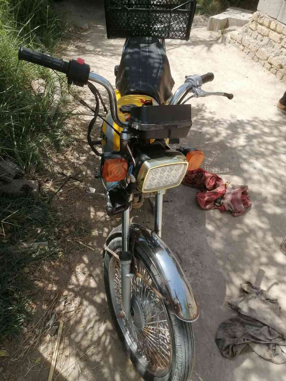 مكلف بالنشر
٥ كير كلك كلك كهربائيات شغاله سلف شغال طفت فجائه بس بيها وكم بس الهندر خفيف مكانها السدير سياحي الشراي *********** الرقم بيه واتساب سعرها ب٣٠٠ وبيها مجال
