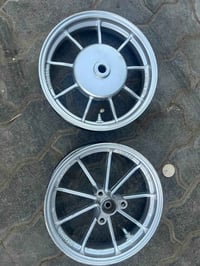 اكسسوارات سيارة • للبيع