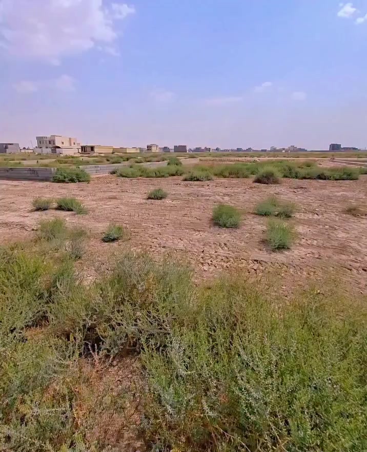 قطع الارضي في الجزيره _مقابيل ميناء المعقل 

٢٠٠م ب٥٥ مليون 
١٠٠م ب٢٦ مليون 

توجد جميع المساحات 
الاستفسار 
***********
