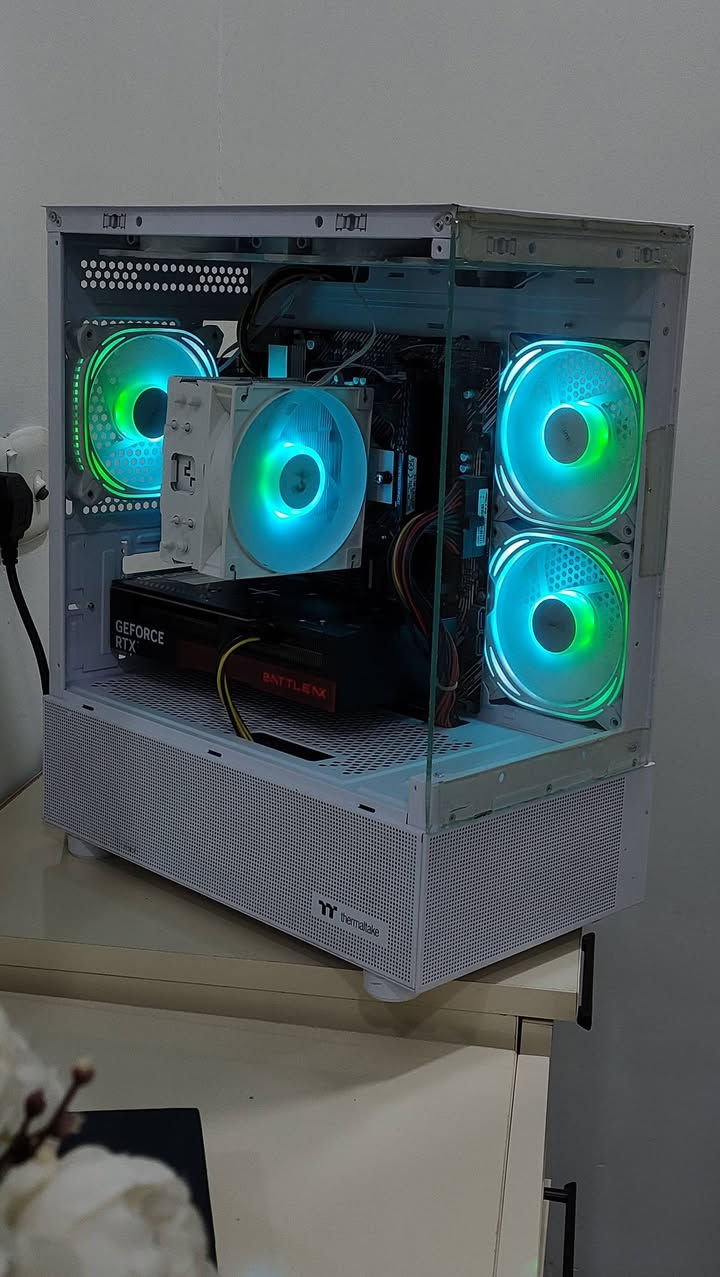 السلام عليكم
تجميعه للبيع كيس فقط 
مستخدمه فقط الكرت جديد ممستخدم نهائيا
r5 5500
b450 asus 4slot
rtx 5060 2fan colurful rgb new
ram 16gb cosiar 3200mhz
nvme samsung evo 980 pro 256gb
hdd 500gb
p.s 600 watt sosonic
cooler ag 400 white argb
case 5 fan thermaltek
..
السعر مليون و120 الف وبي مجال
توصيل موجود


**إذا كنت صاحب هذا الإعلان وتريد حذفه لأي سبب، رجاءا أرسل رسالة إلى الدعم الفني**