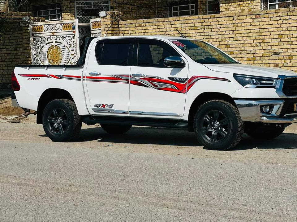 فورويل 2023  اوتماتيك
جديده جداً 
السياره بأسمي 
اتصل وتعرف تفاصيل اكثر 
رجاً مو شراي لا تتصل 
 ***********
***********
